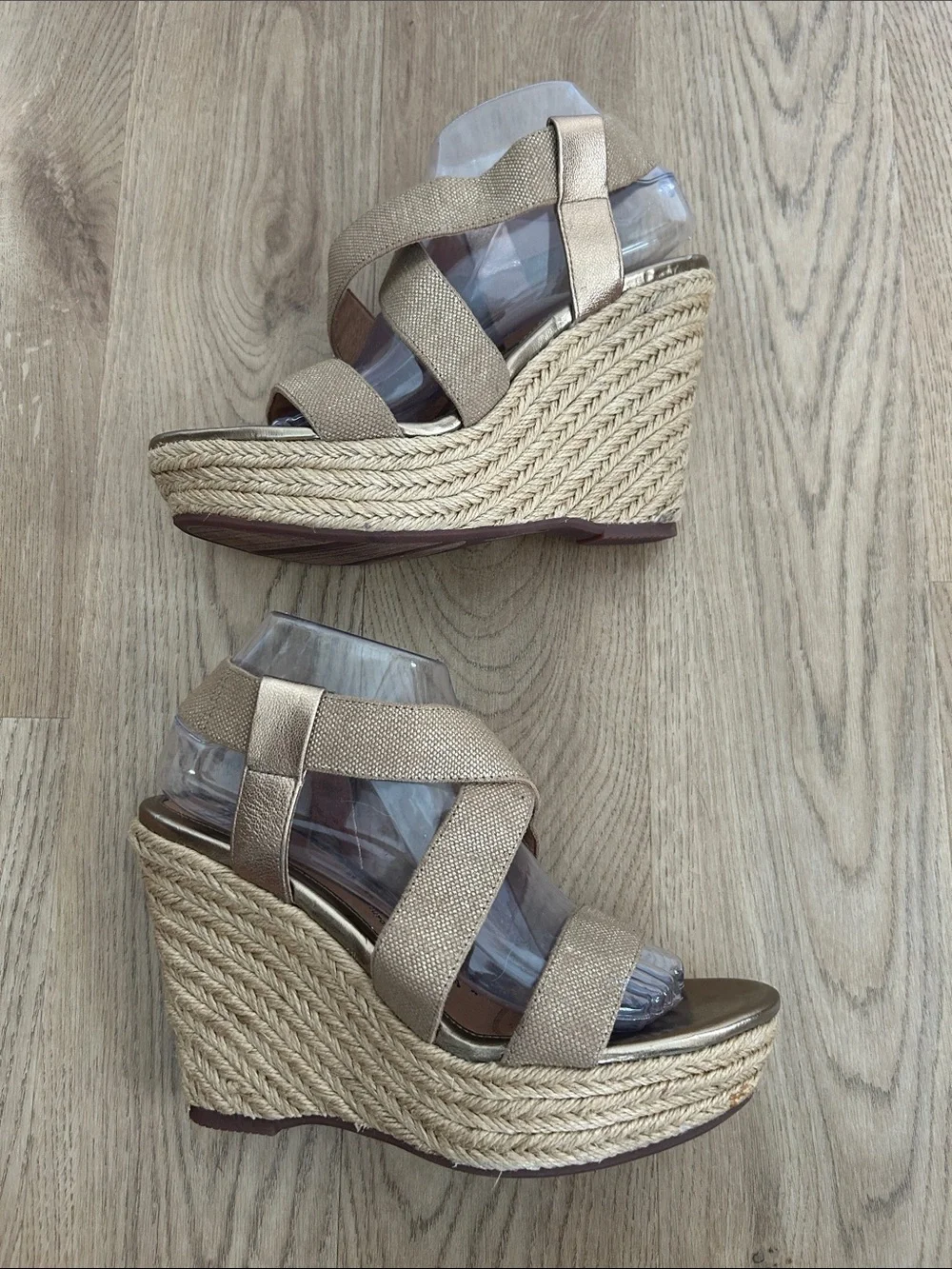Sofft Perla Gold Espadrille Wedge Comfort Sandal Size 9.5 EUC